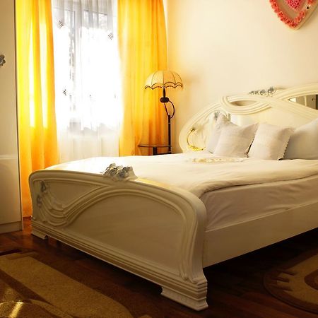 Hotel Confort Drochia Eksteriør billede