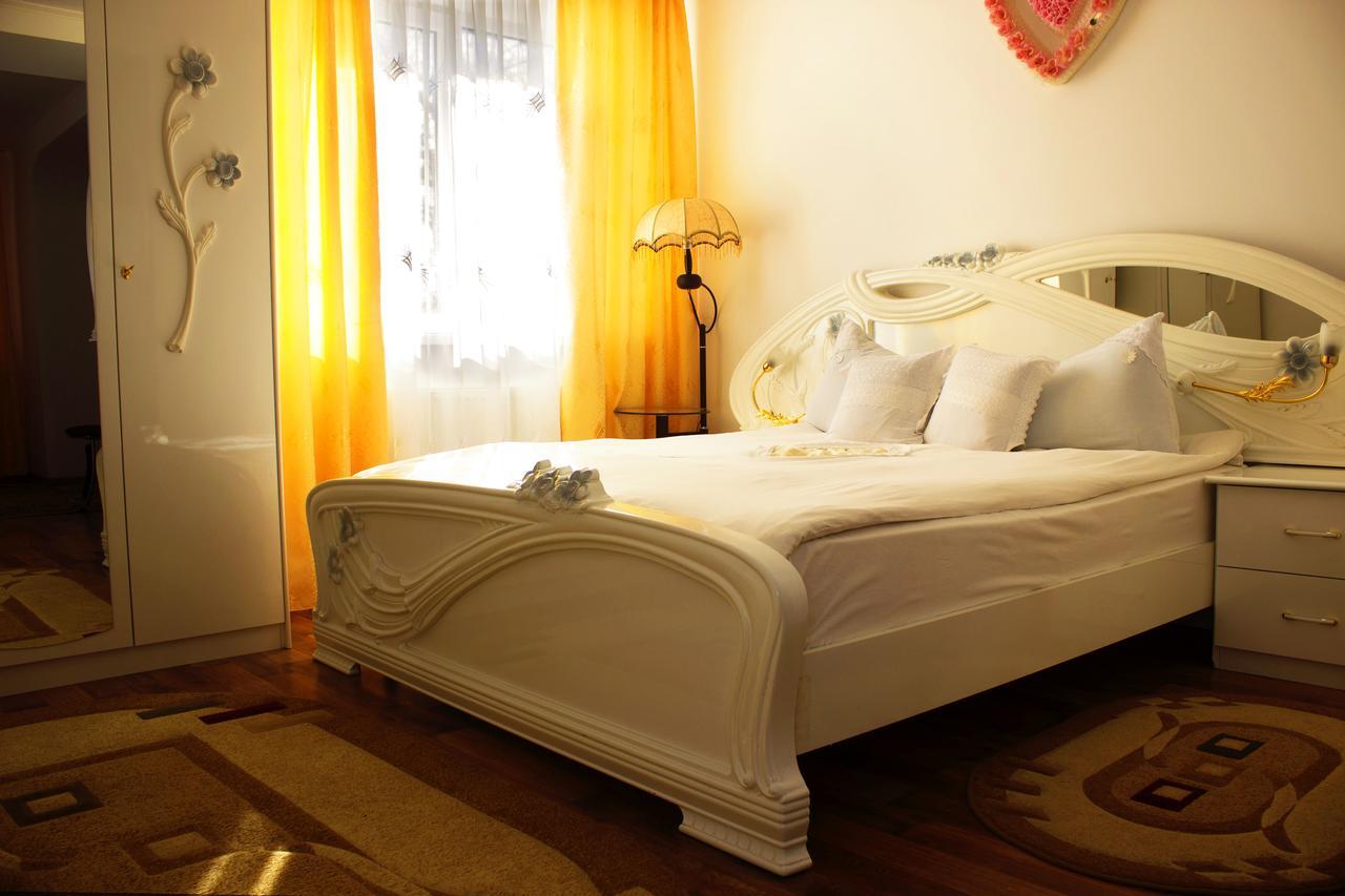 Hotel Confort Drochia Eksteriør billede