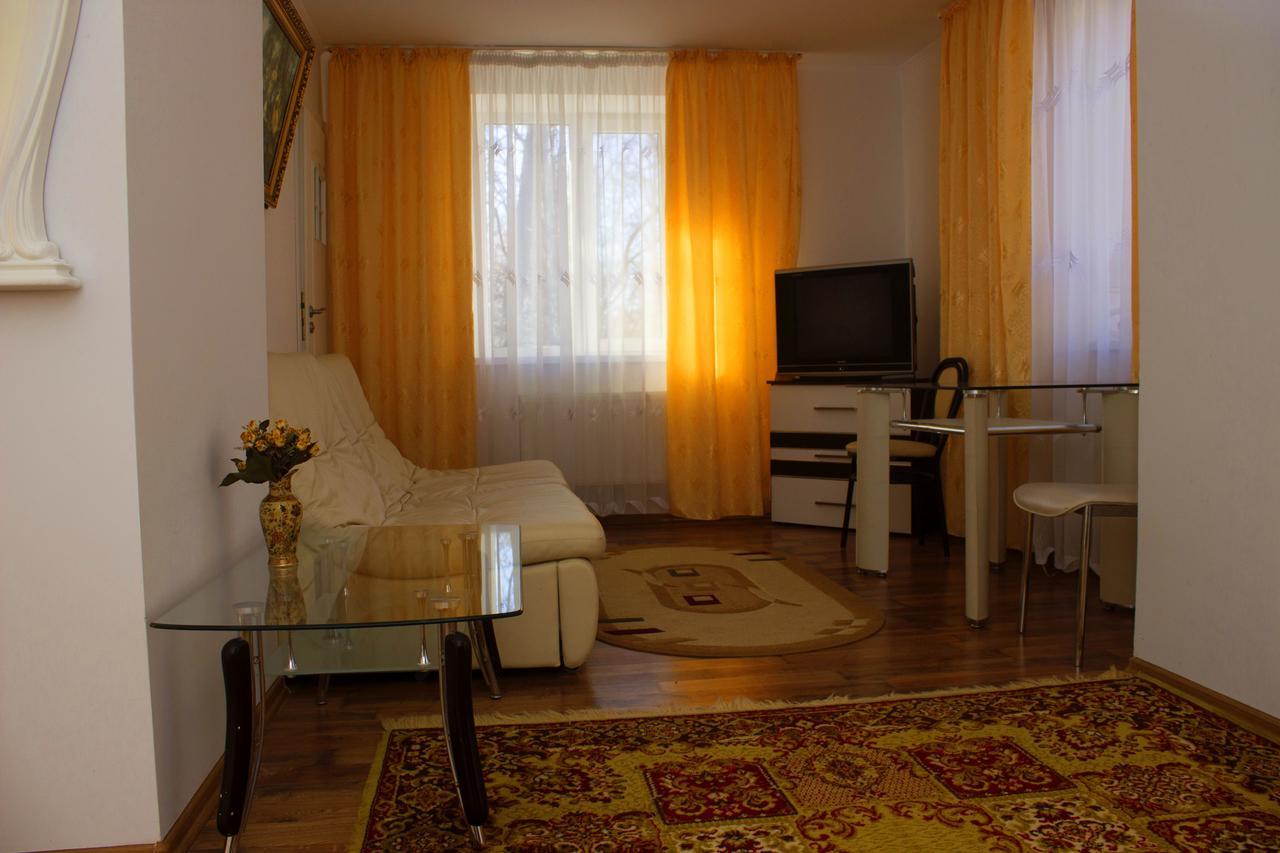 Hotel Confort Drochia Eksteriør billede