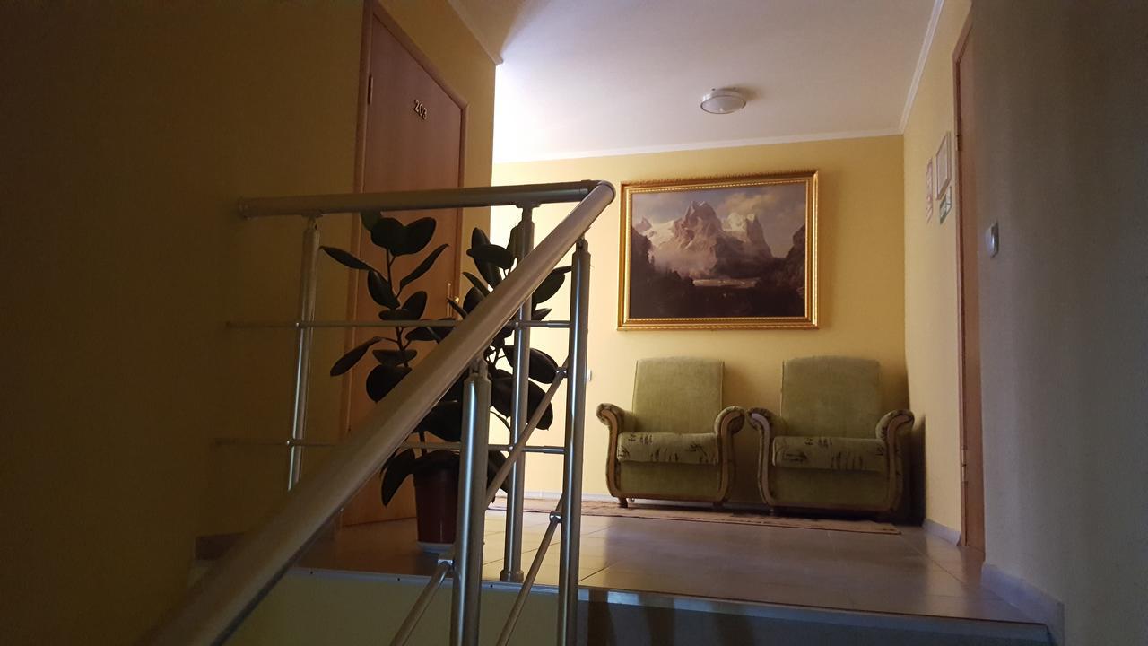 Hotel Confort Drochia Eksteriør billede