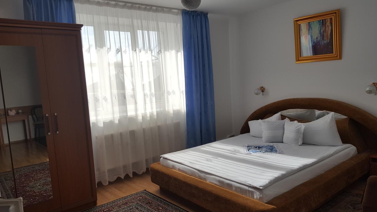 Hotel Confort Drochia Eksteriør billede